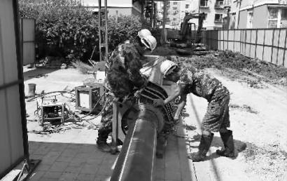 �ڲ��͙C������ι�ˮ���칤�̬F��(ch��ng)